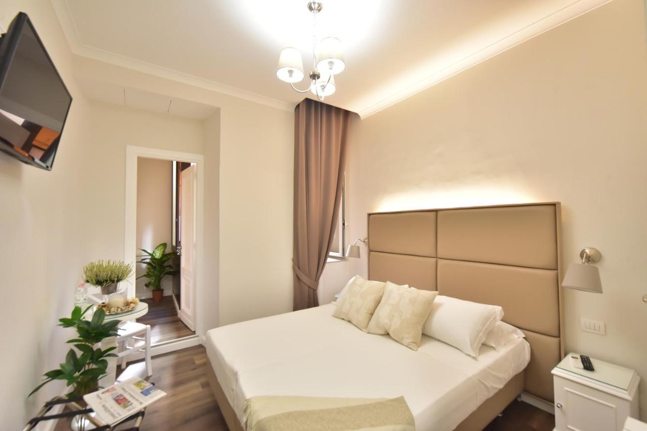 Sacconi Palace Suite Roma Exterior foto
