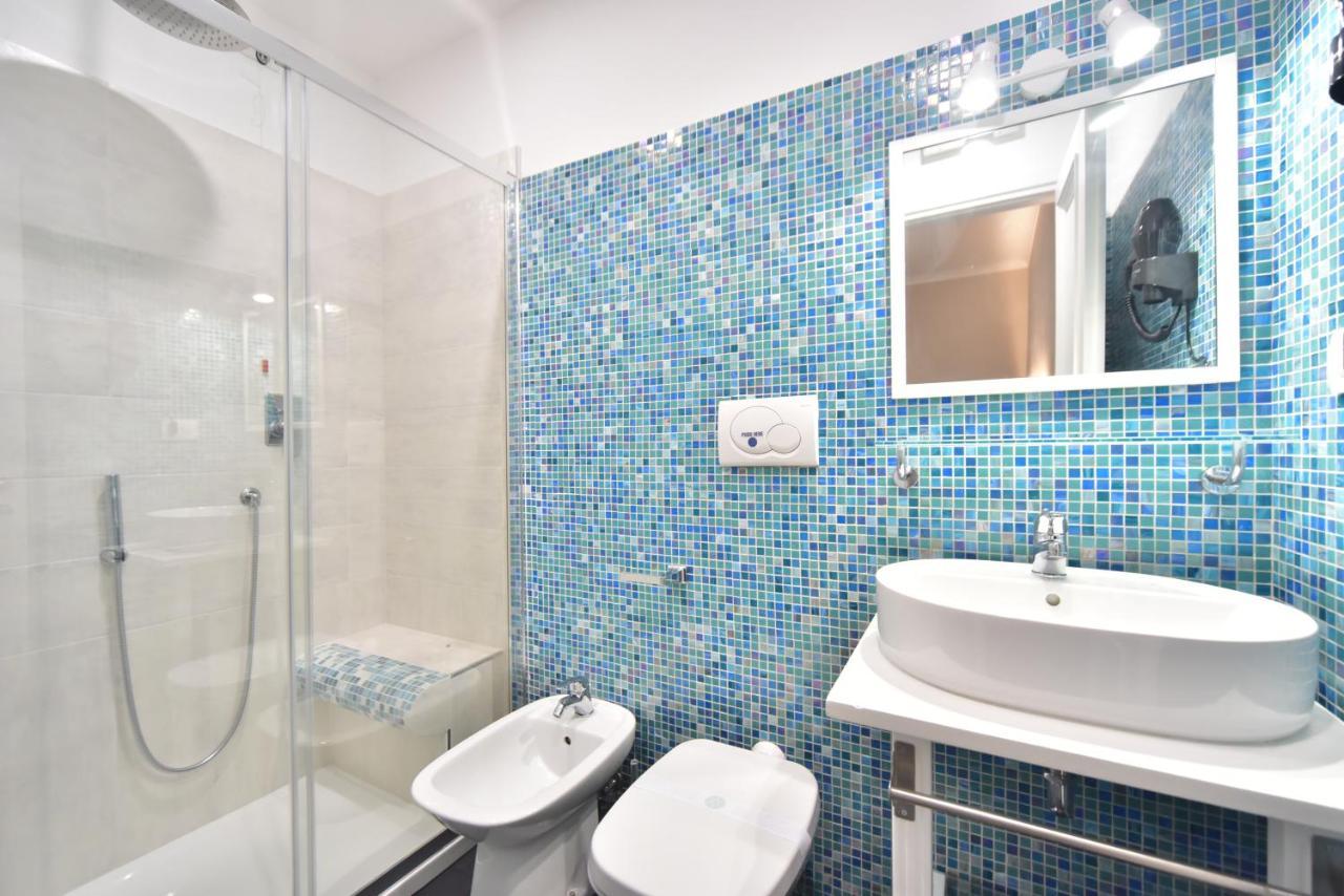 Sacconi Palace Suite Roma Exterior foto