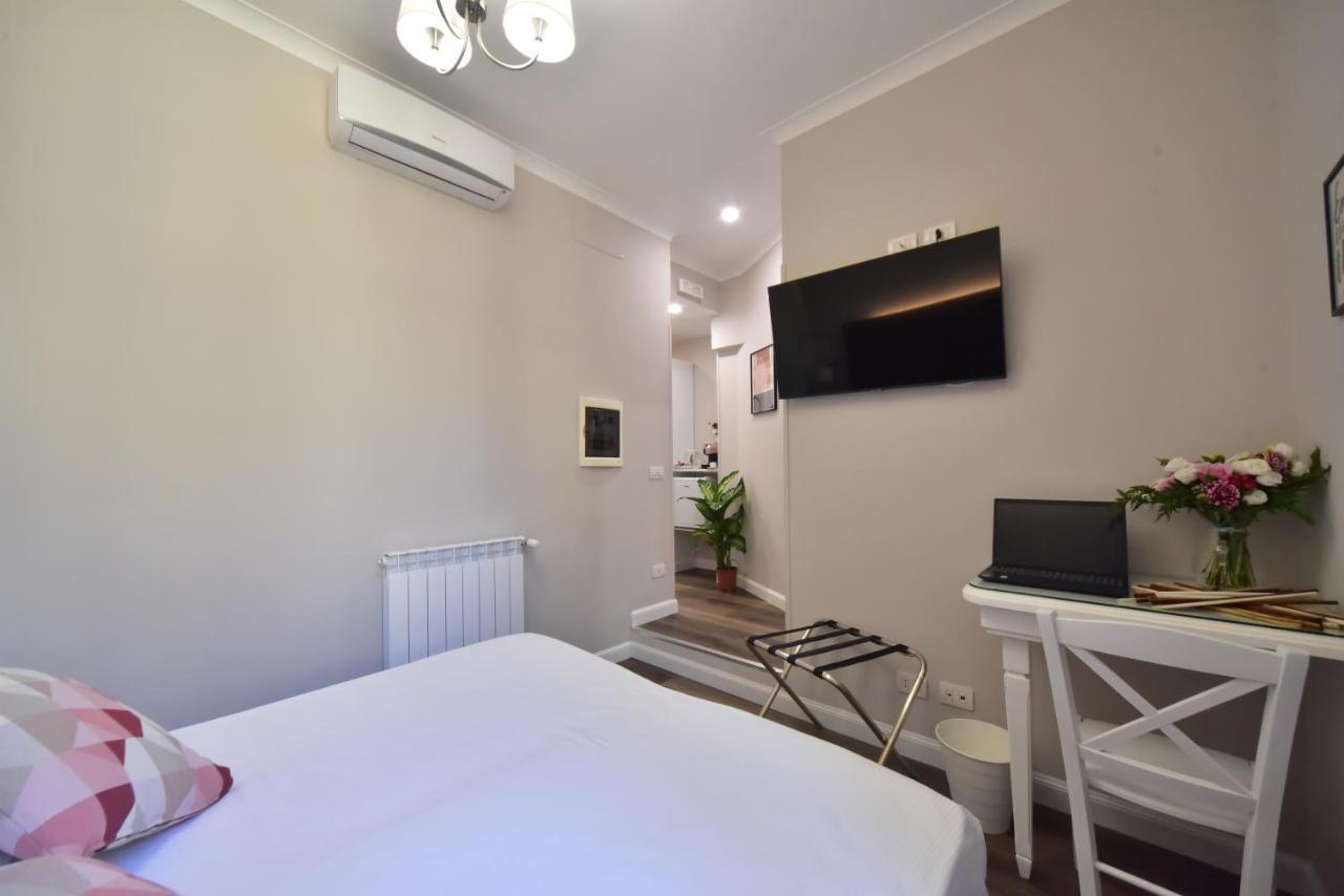 Sacconi Palace Suite Roma Exterior foto